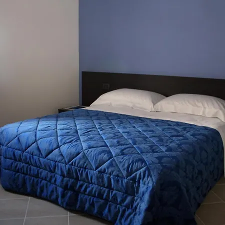 Casa de hóspedes Corte Roma 3*